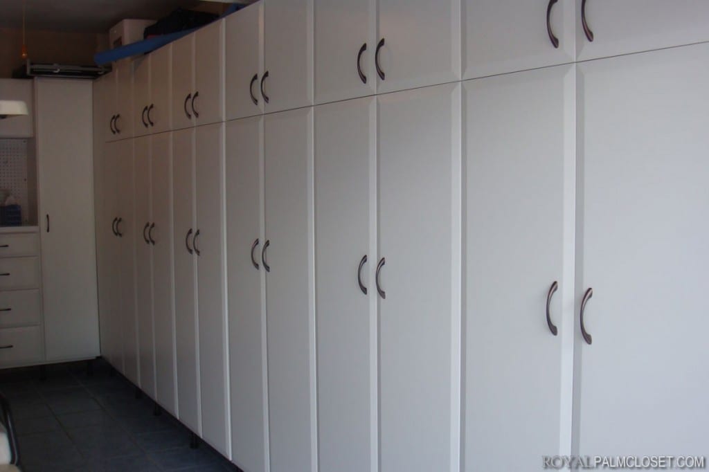 Custom-Garage-Storage-Units-2-1024x682