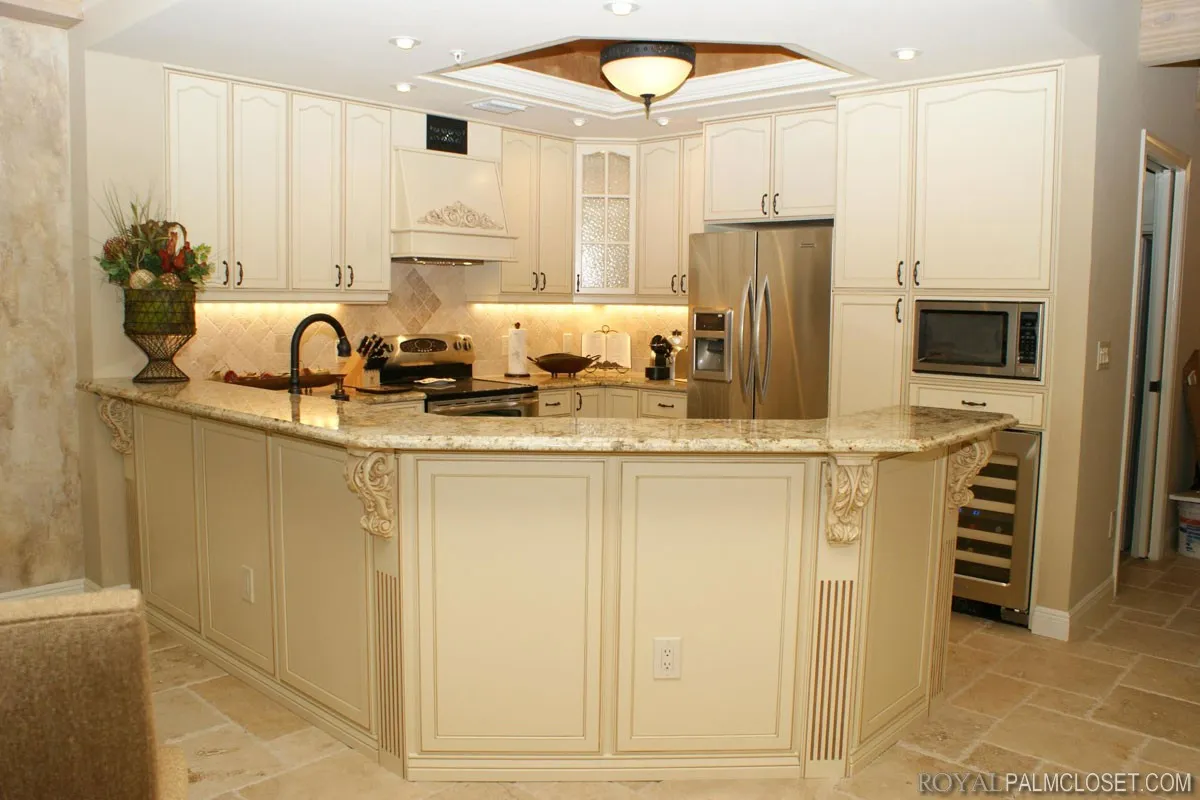 Custom-Kitchens-and-Cabinetry-34