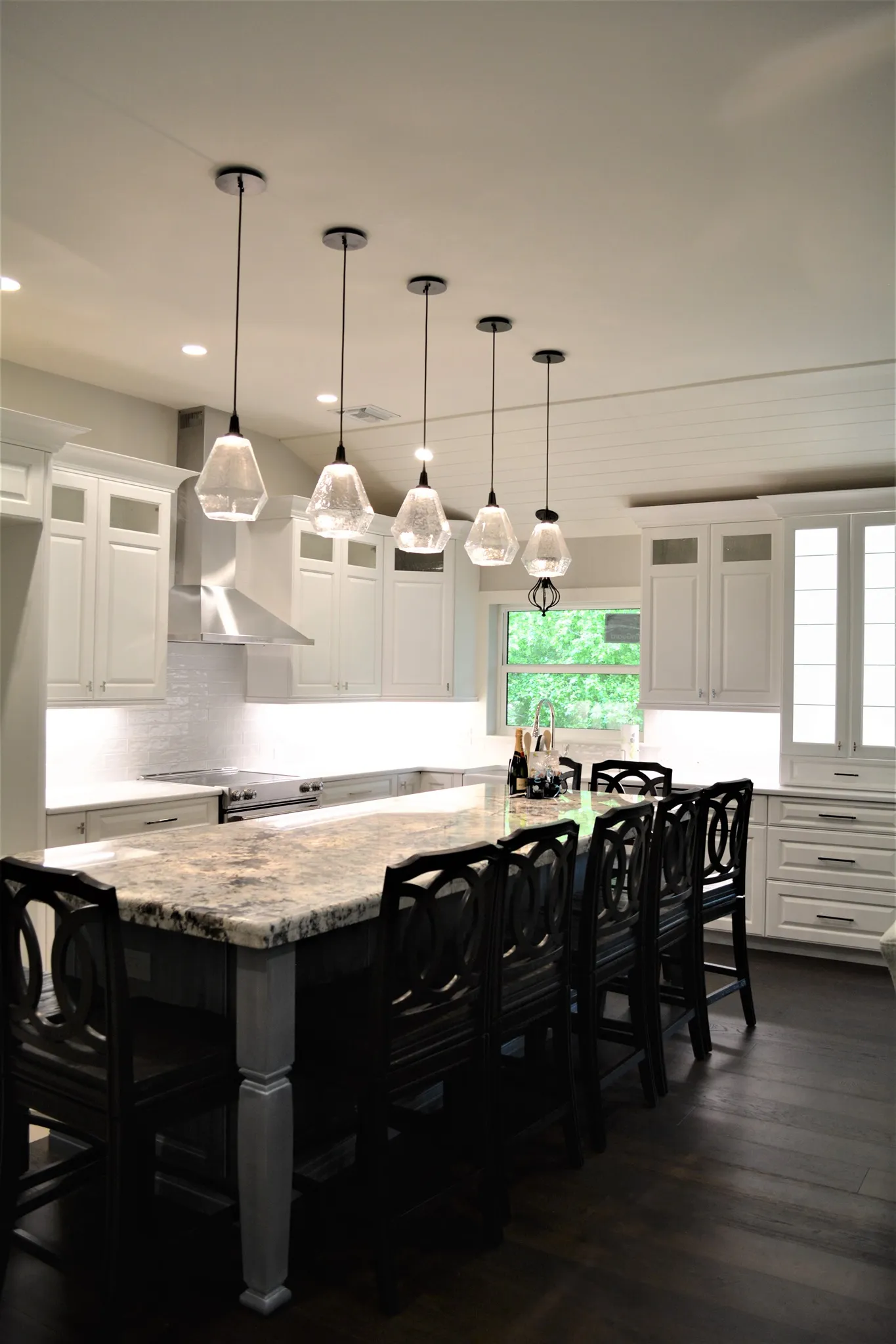 ME Kitchen with lots of seating